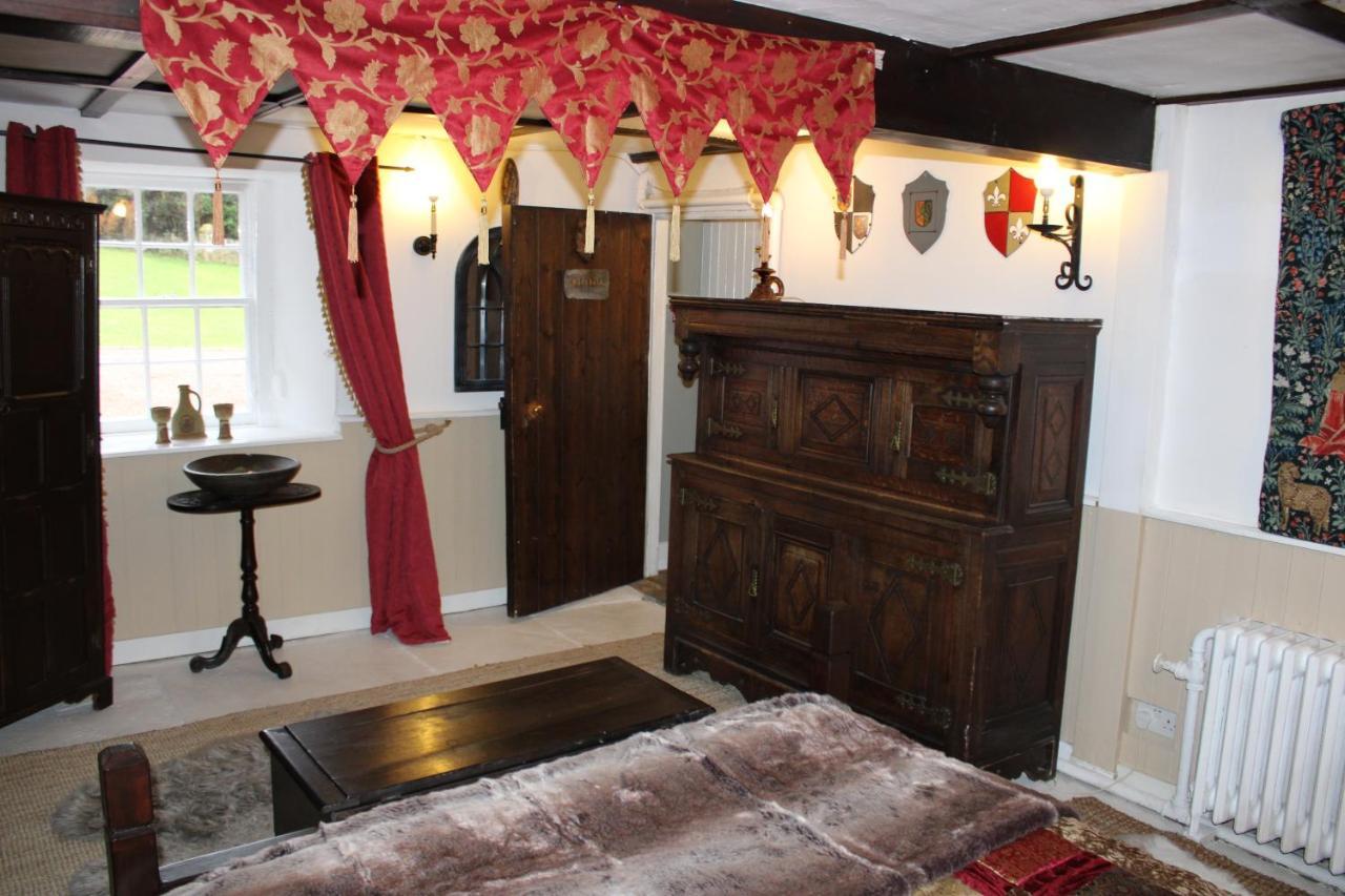 East Wing Lickleyhead Castle Villa Auchleven ภายนอก รูปภาพ