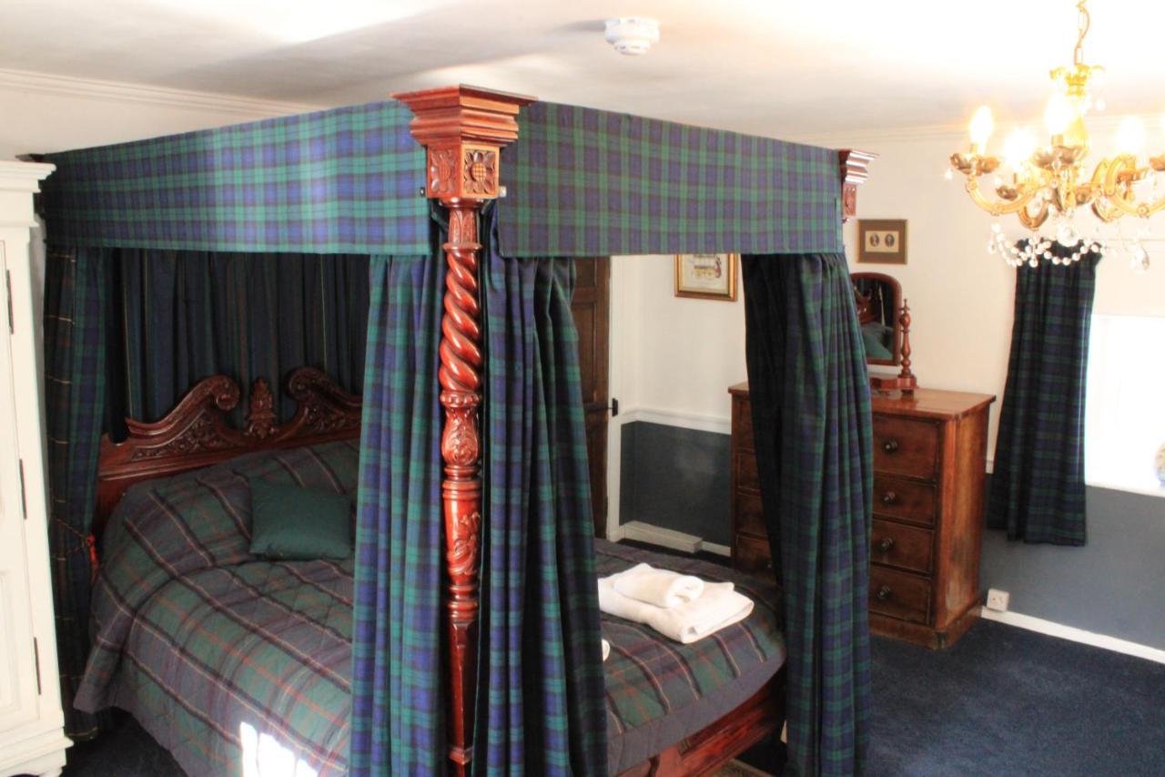 East Wing Lickleyhead Castle Villa Auchleven ภายนอก รูปภาพ